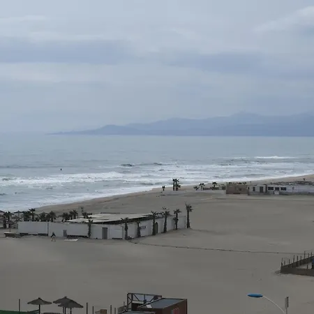 La Vue Des Marins Domi Et Domi
